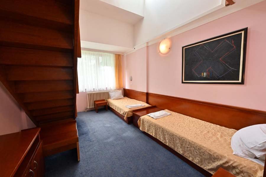 Hotel Norcev Grgetek 外观 照片